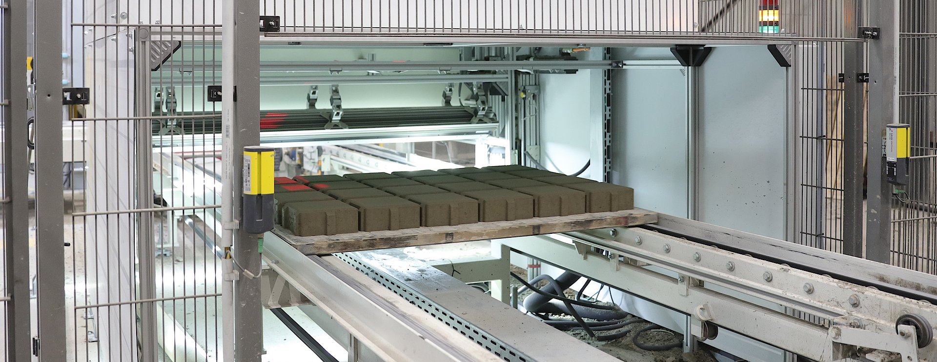 首页|尊龙人生就是博官网入口