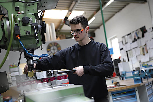 首页|尊龙人生就是博官网入口