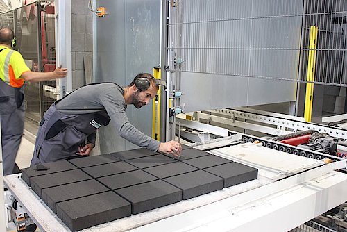 首页|尊龙人生就是博官网入口